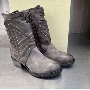 AS98 Callhoun BNIB Mid Calf Moto Boots color Smoke Grey Sz 38